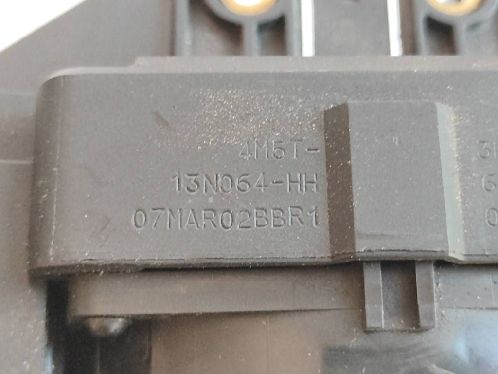 Ford Focus C-MAX 2006 Wiper turn signal stalk switch 4M5T14A664AB