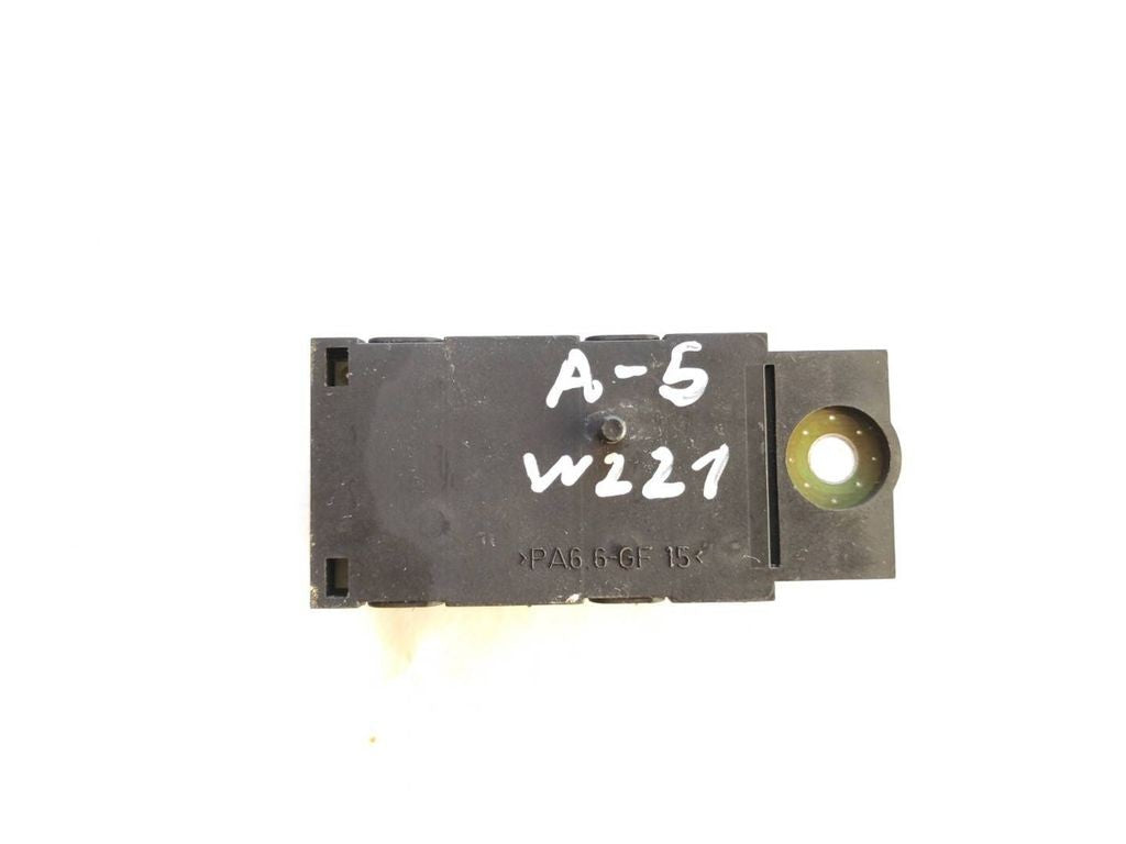 Mercedes-Benz S W221 2008 Aerial antenna amplifier A2218201889