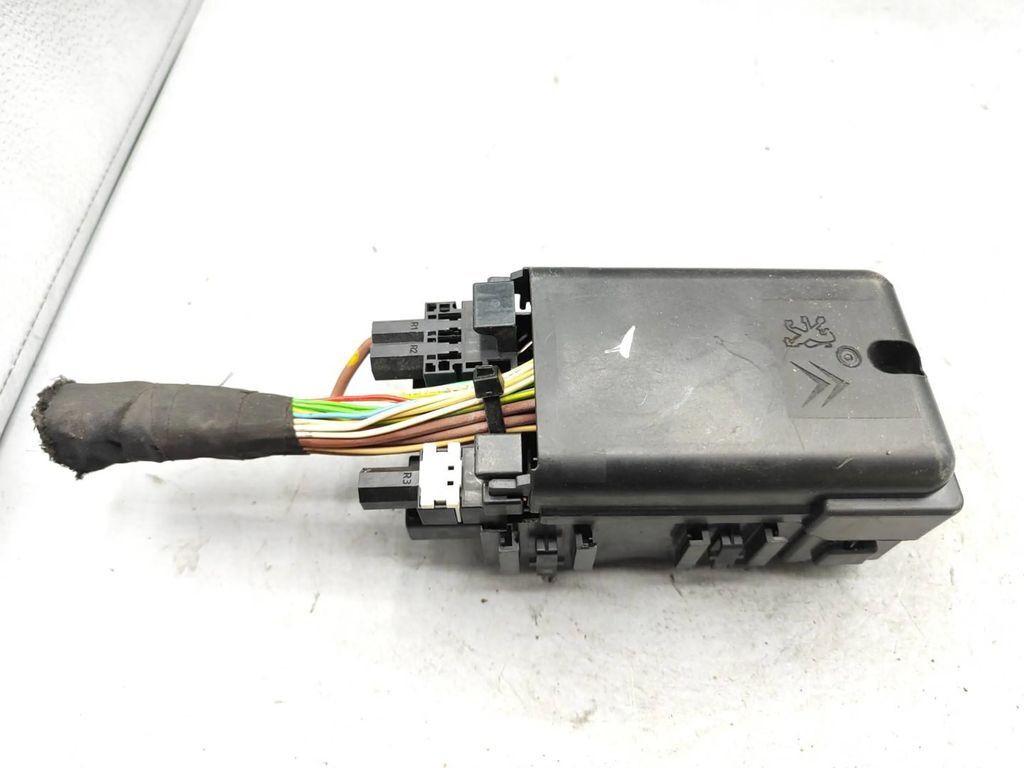 Citroen DS4 Diesel 2012 Diesel Fuse box set unit 9665492680