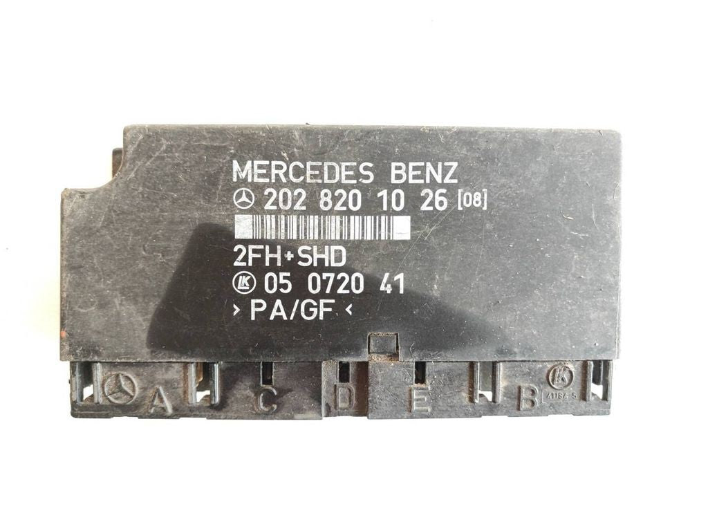 Mercedes-Benz C W202 1995 Comfort convenience body module 2028201026