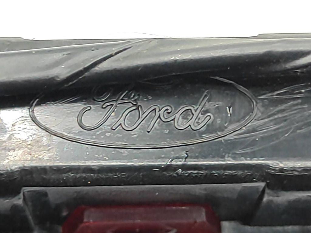 Ford Mondeo Mk III 2002 Third brake center stop light 1S7113A613AE