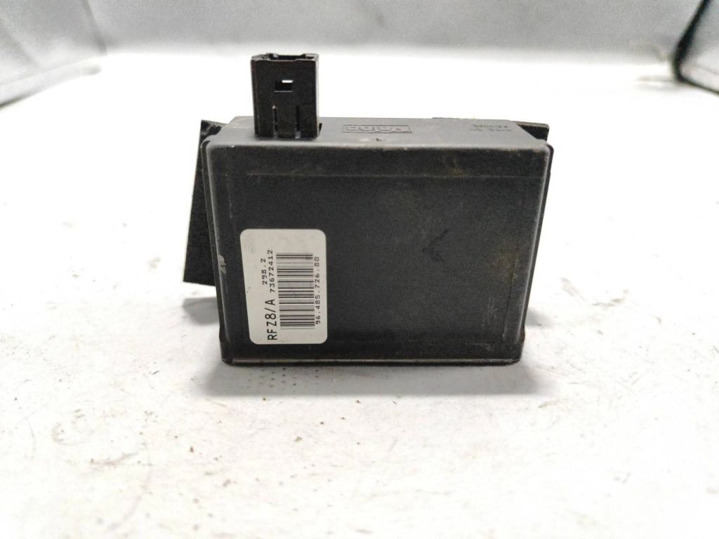 Peugeot 607 2001 control unit module 9648572680