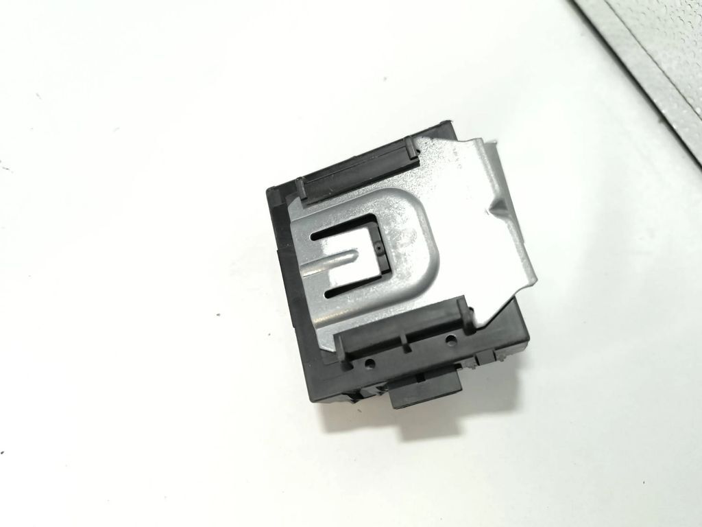 Mercedes-Benz E W211 2003 Alarm control unit module ecu A2118209626