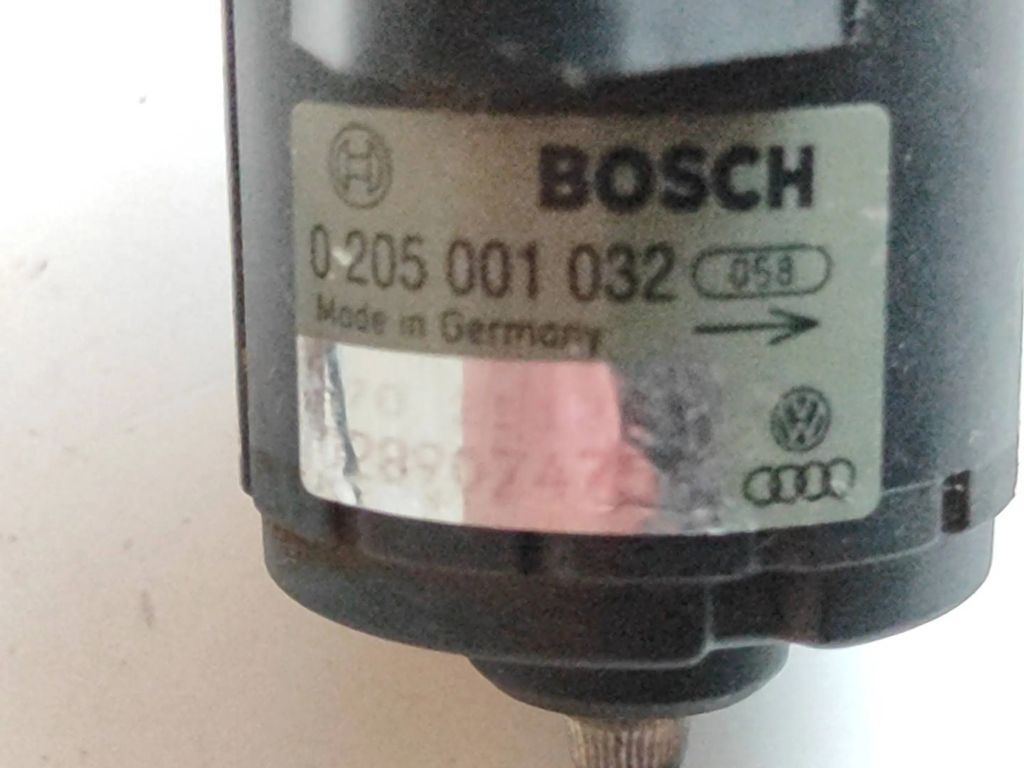 Audi A6 S6 C4 4A 1995 Accelerator gas pedal position sensor 0205001032