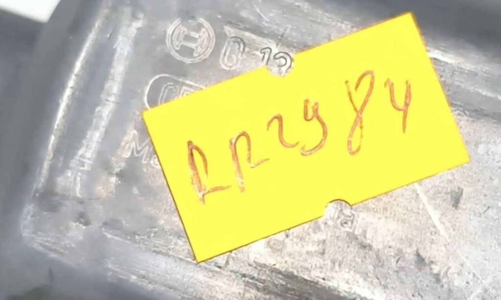 Mercedes-Benz B W246 W242 2013 front window regulator motor A2469065100