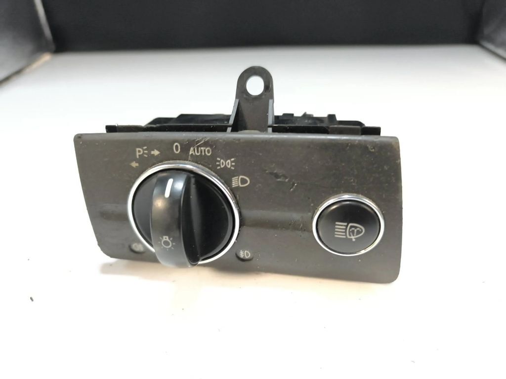 Mercedes-Benz E W211 2003 Headlight Light switch button 2115450104