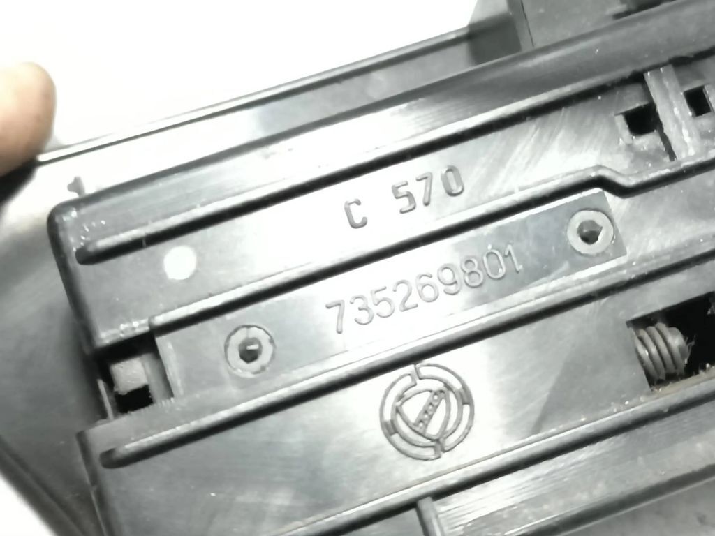 Fiat Stilo 2002 Front Panel Dashboard ashtray insert 735269801