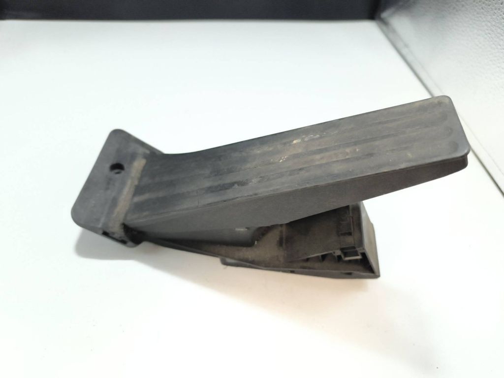 BMW 5 F10 F11 2016 Diesel accelerator throttle gas pedal 6789998