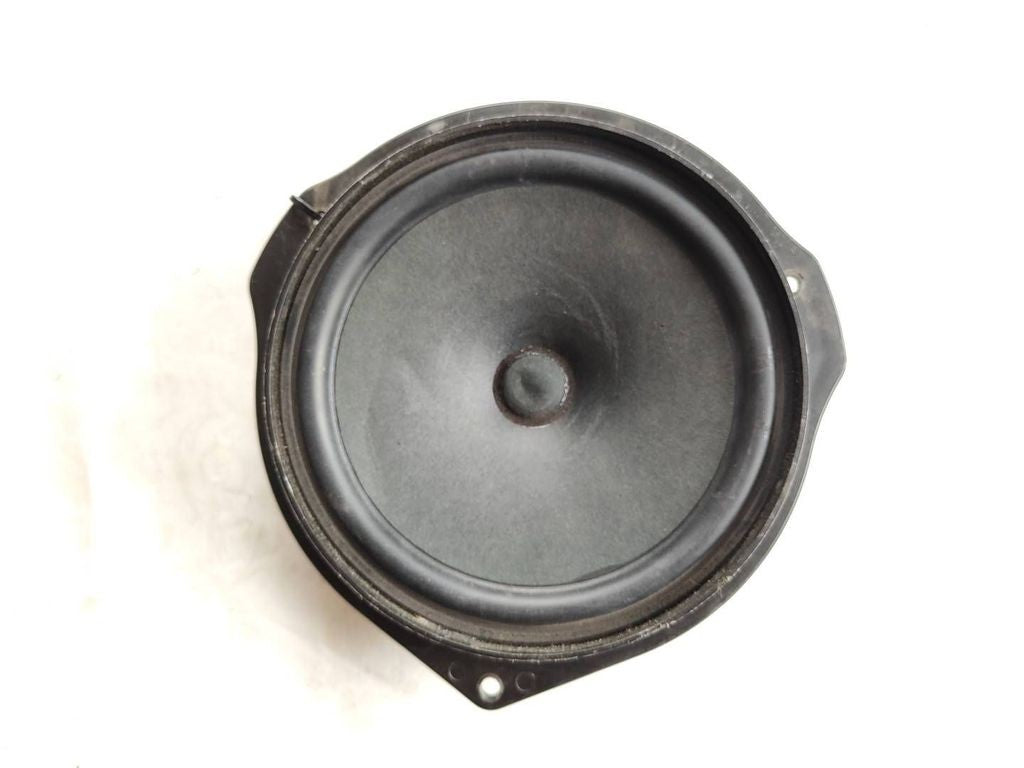 Mercedes-Benz C Class W204 2008 front door speaker A2049062401
