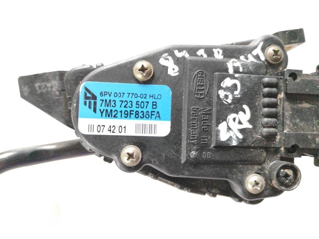 Ford Galaxy 1996 Diesel accelerator throttle pedal YM219F836FA