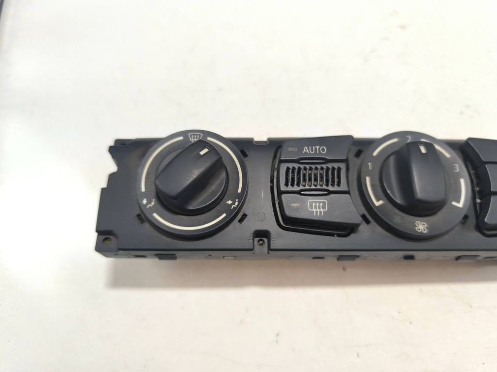 BMW 5 E60 E61 2005 Climate control unit module 6942682