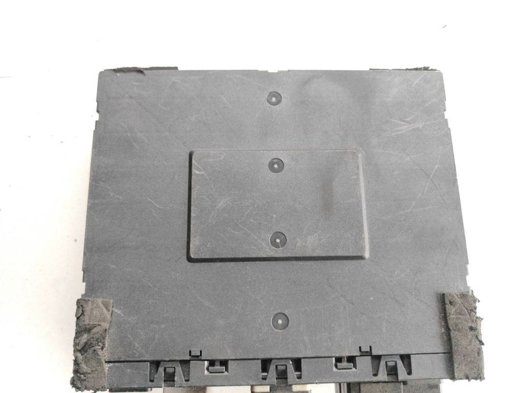 Volkswagen Golf V 2005 Comfort convenience body module 1K0937049J