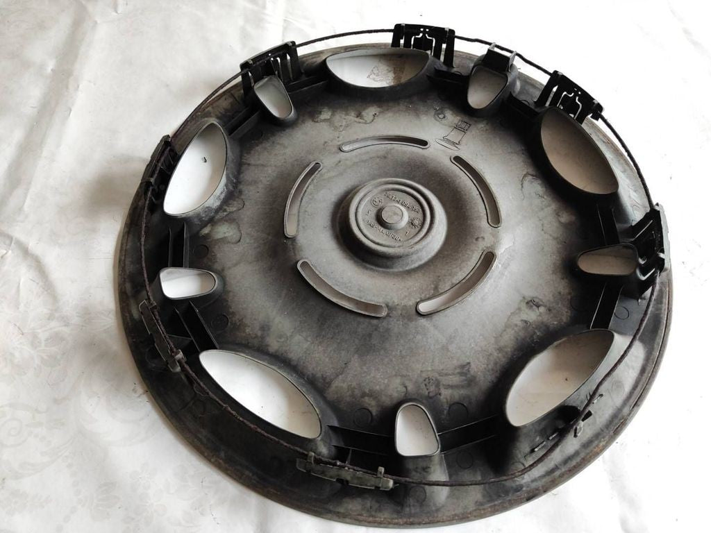 BMW 3 E36 1994 R15 wheel hub cap trim 36131094158