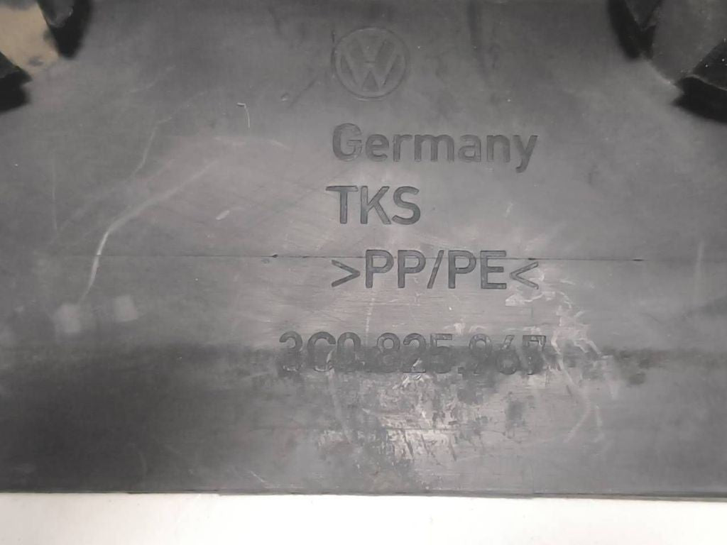 Volkswagen PASSAT B7 2011 rear underbody cover under tray 3C0825967
