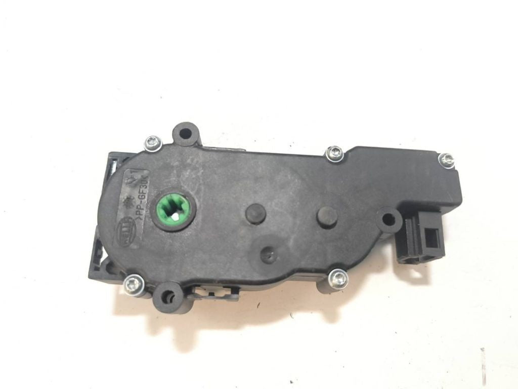 Mercedes-Benz C W204 2008 tailgate trunk boot lift motor A2047500060