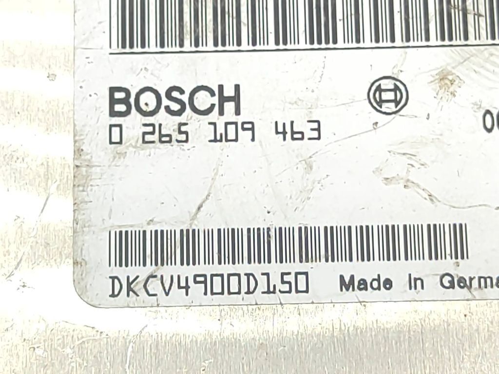 Audi A4 S4 B5 8D 1997 ESP control acceleration module ECU 8D0907389D