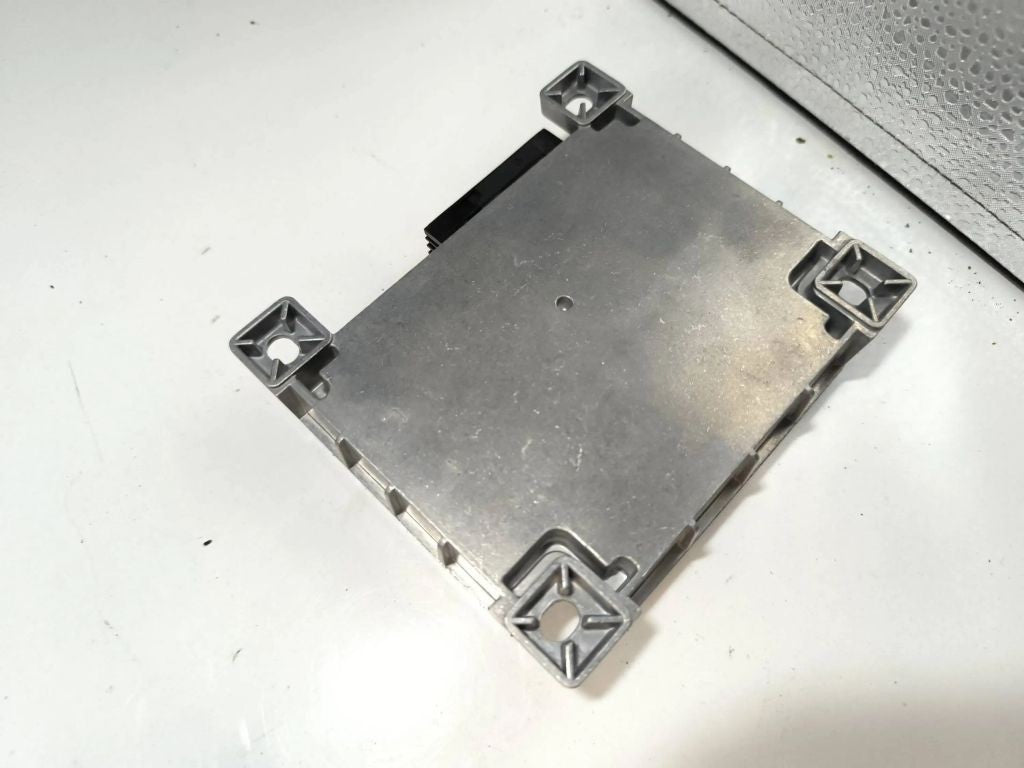 Mercedes-Benz W211 2003 Phone control unit module A2118205885