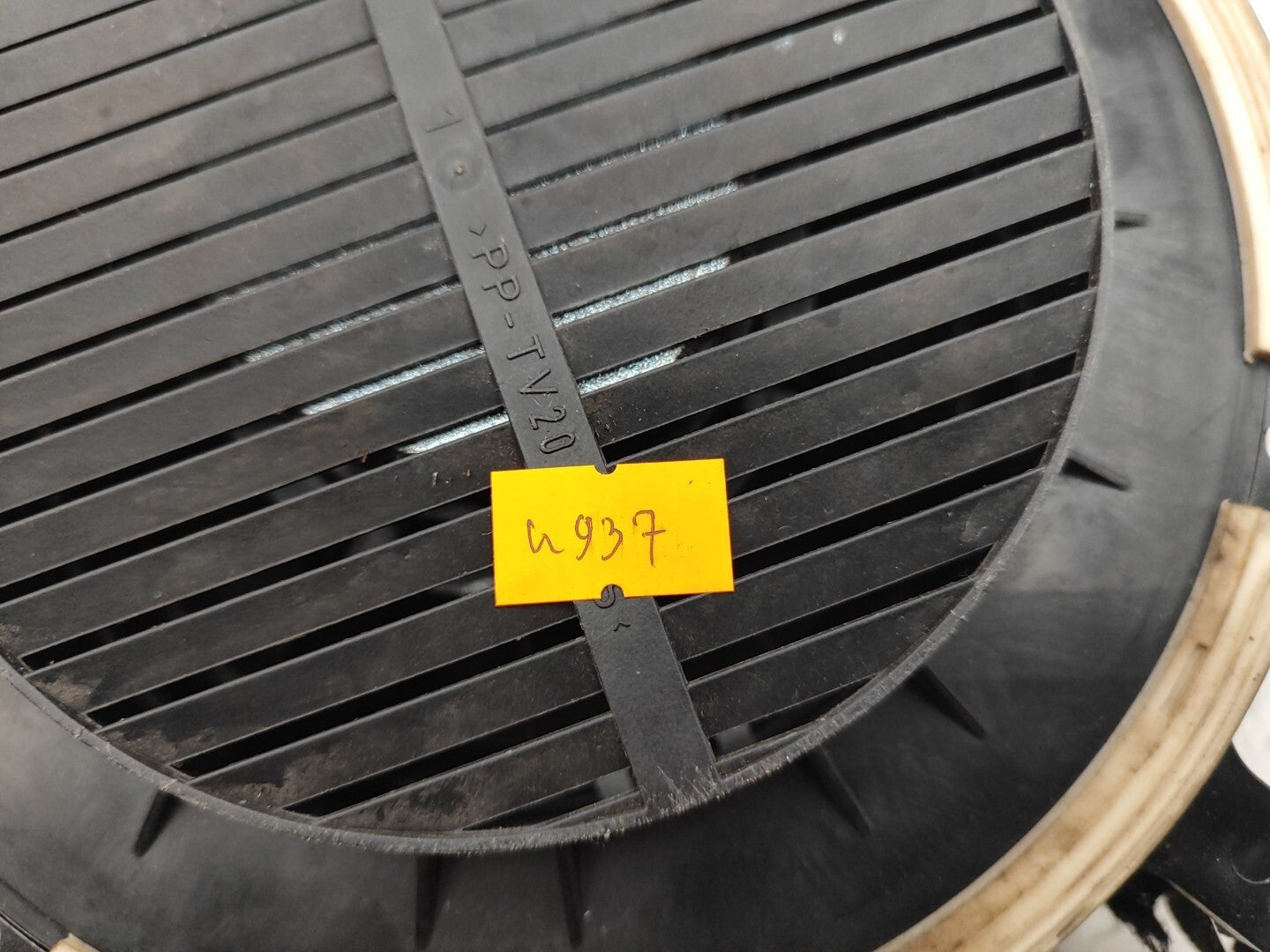 Audi A4 B6 1.8T Petrol Avant 2005 Door Audio Speaker 8E0035411