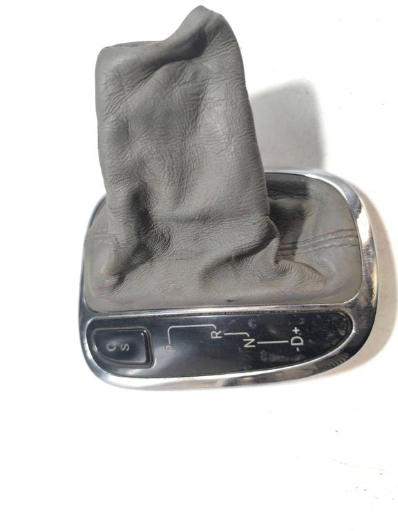 Mercedes-Benz C W203 2001 Gear lever shifter trim leather knob A2032672088