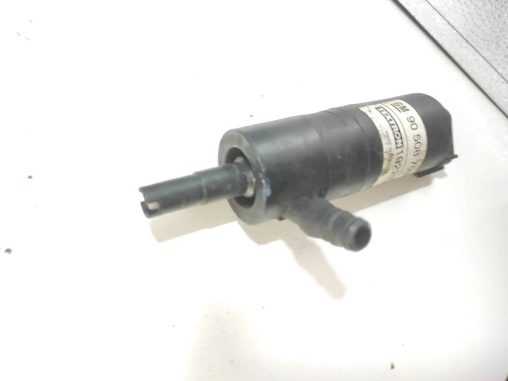 Saab 9-5 2.0T 110kW Petrol 2000 Headlight washer pump 90508709