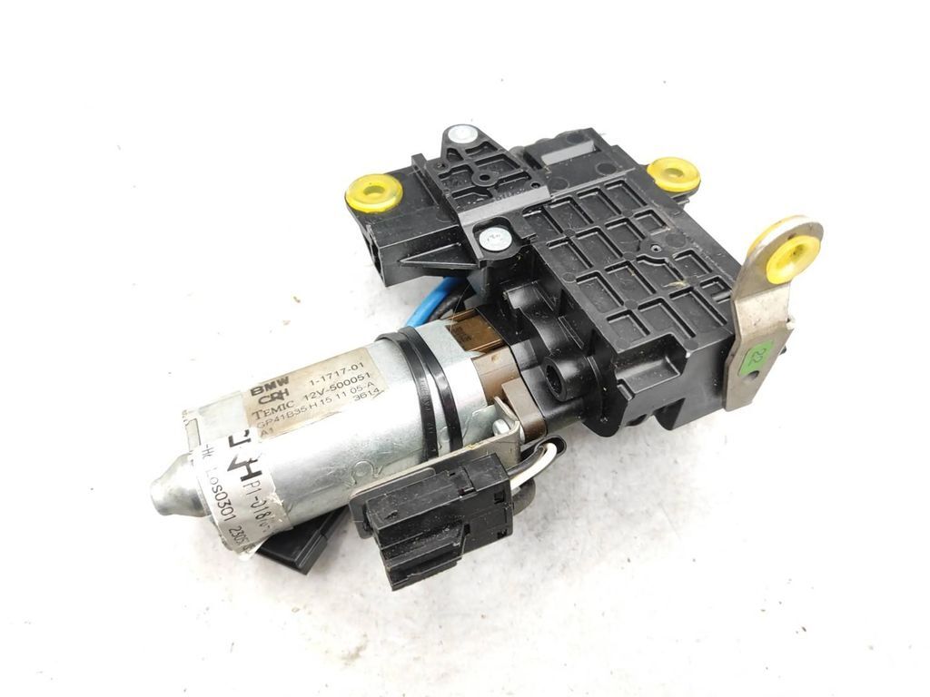 BMW 5 E60 E61 2006 LHD Steering column adjust motor 12V500051
