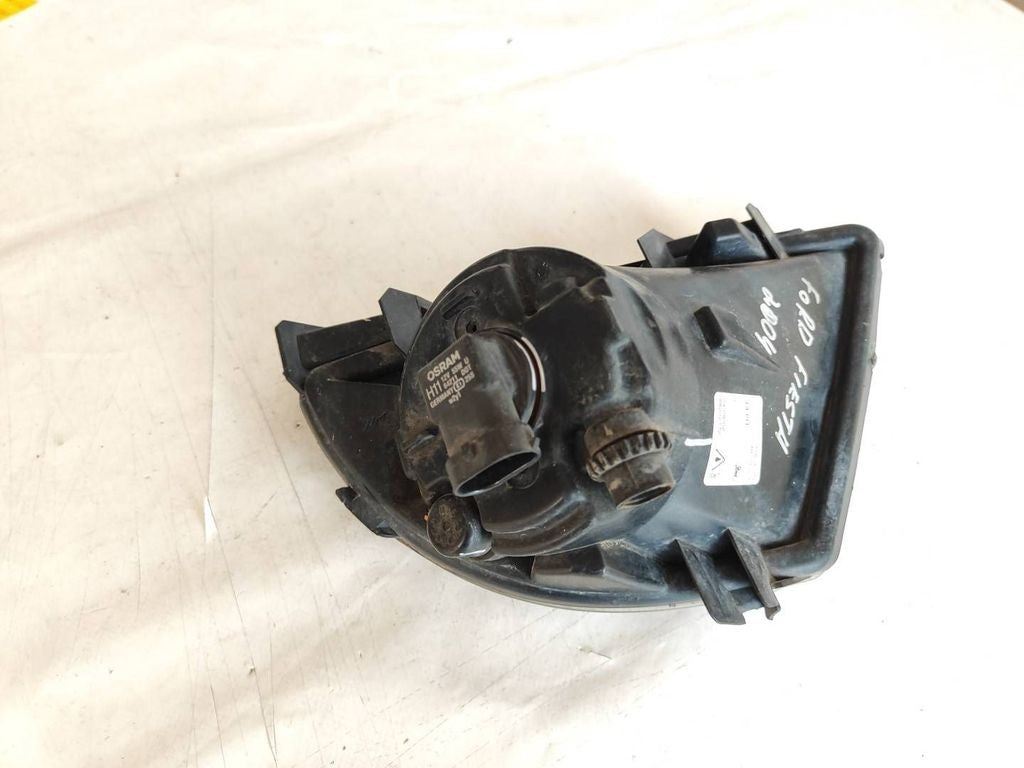 Ford Fiesta 2004 front left bumper fog light 89202172