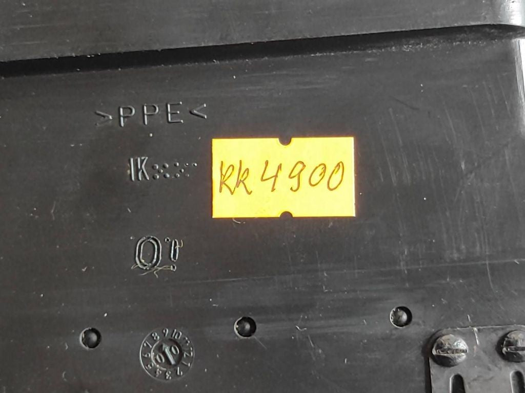 Audi A6 S6 C5 4B 2004 dash center air vent grill 4B1820951