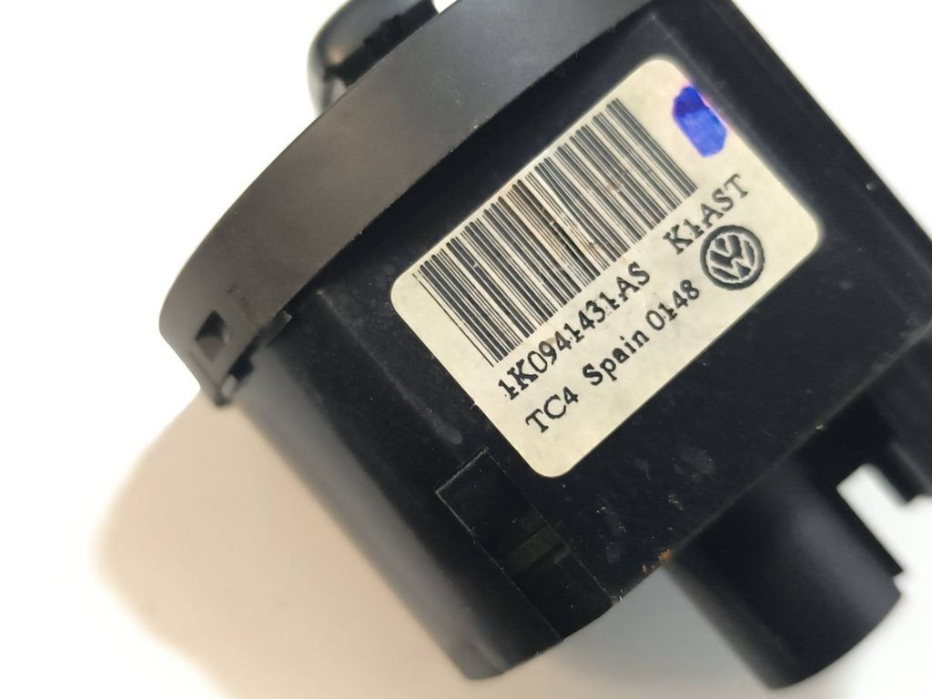 Volkswagen Golf V 2003 Light switch 1K0941431AS