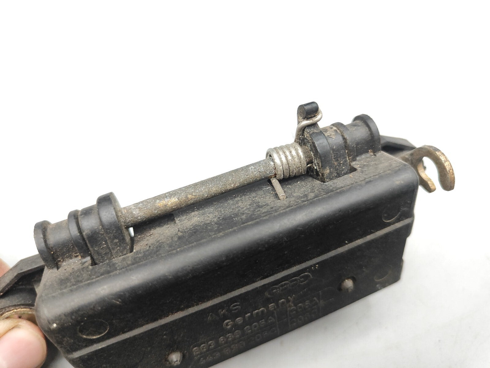 Audi 80 B4 1994 Rear Left Side Door handle 893839205A