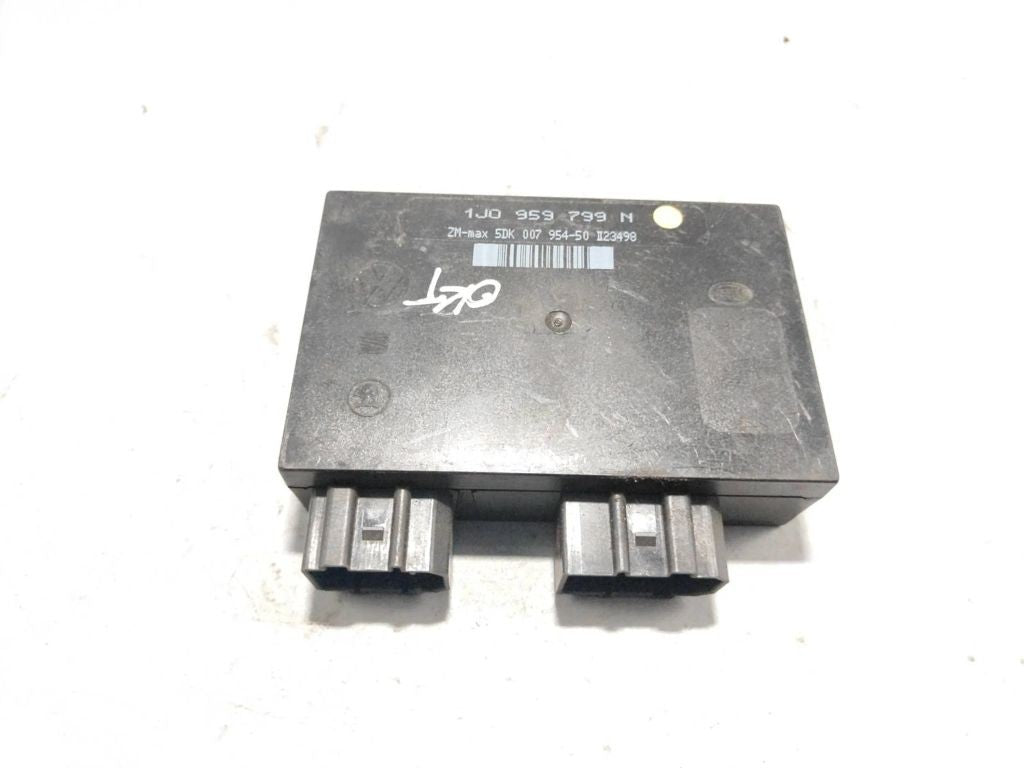 Volkswagen PASSAT B5 1999 Comfort convenience body module 1J0959799N