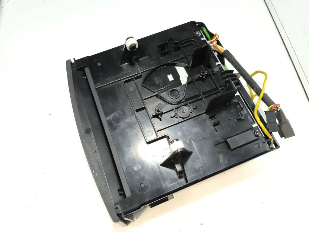 Mercedes-Benz E W211 2003 Hazard switches A2116800552