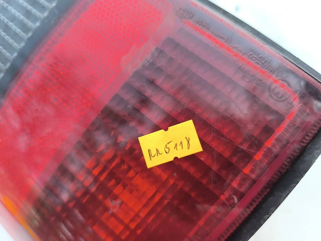 Opel Vectra B Estate 2001 rear left tail light lamp 09153153