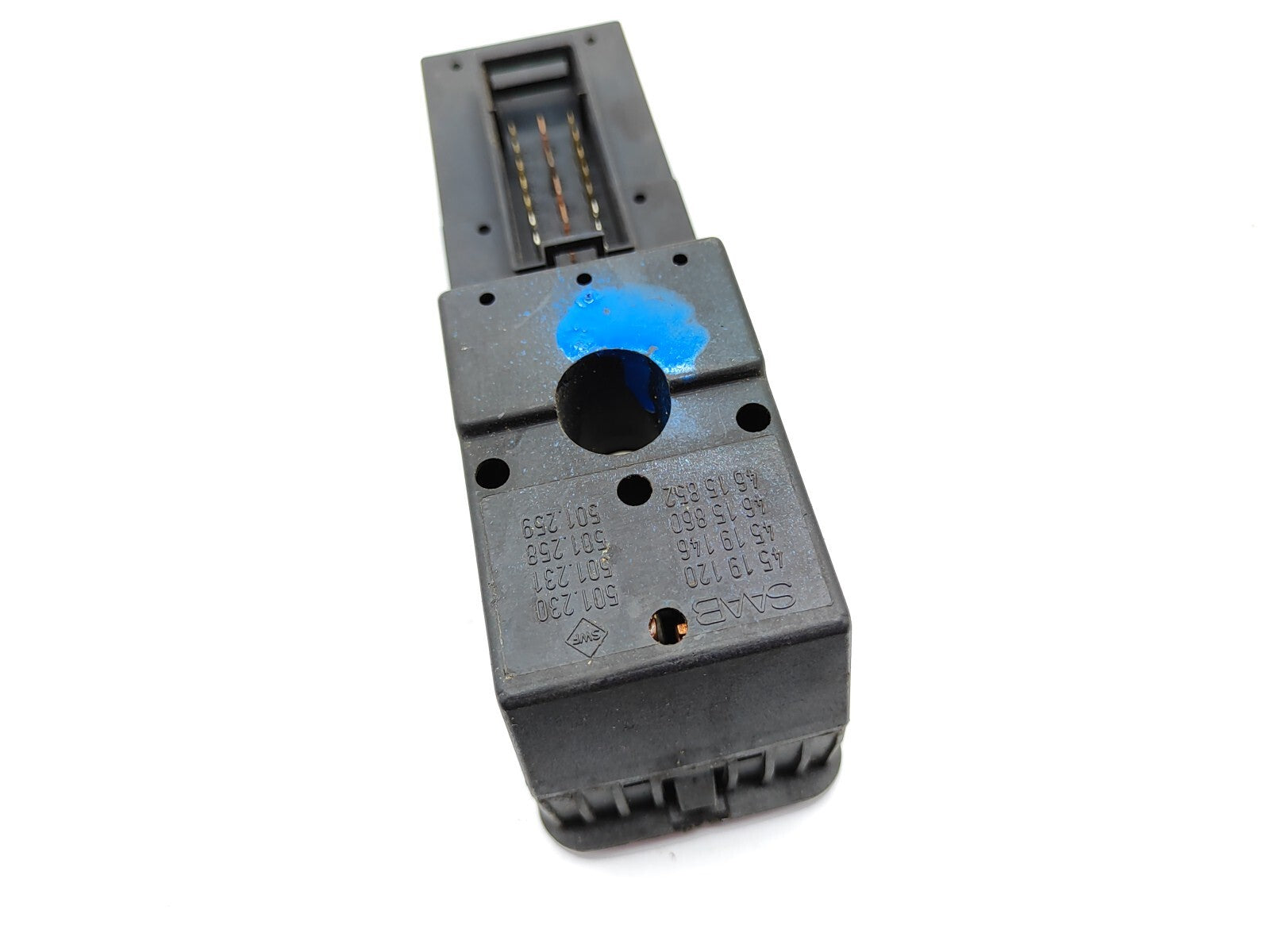 Saab 900 1996 Front Door Window Switch Button 4519120 4519146 4615860 4615852