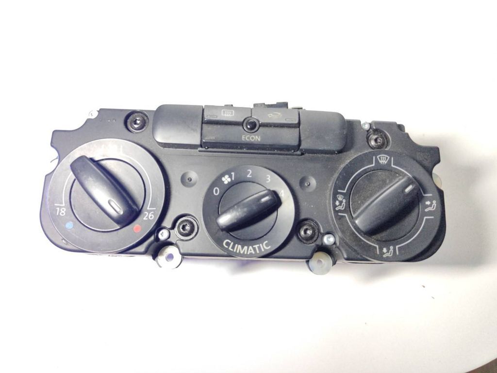 Volkswagen PASSAT B6 2006 Climate control unit module 3C2820045