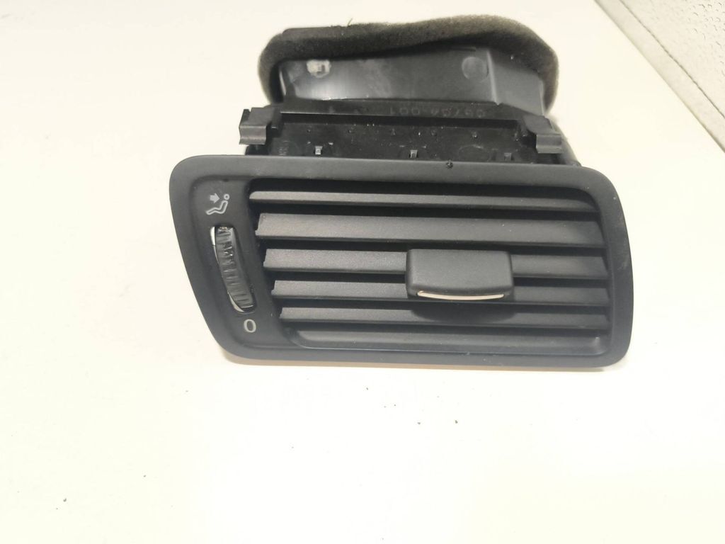 Volkswagen PASSAT B6 2008 dashboard side air vent grill trim 3C1819702