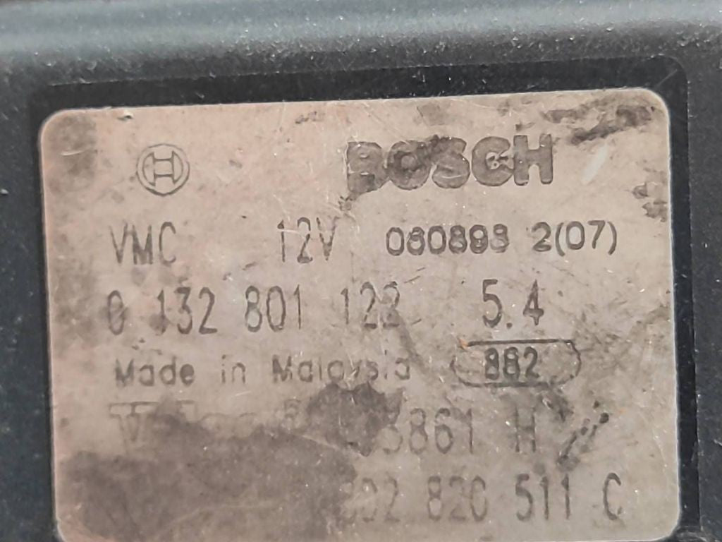 Audi A3 S3 8L 1999 Air heater flap actuator motor 0132801122