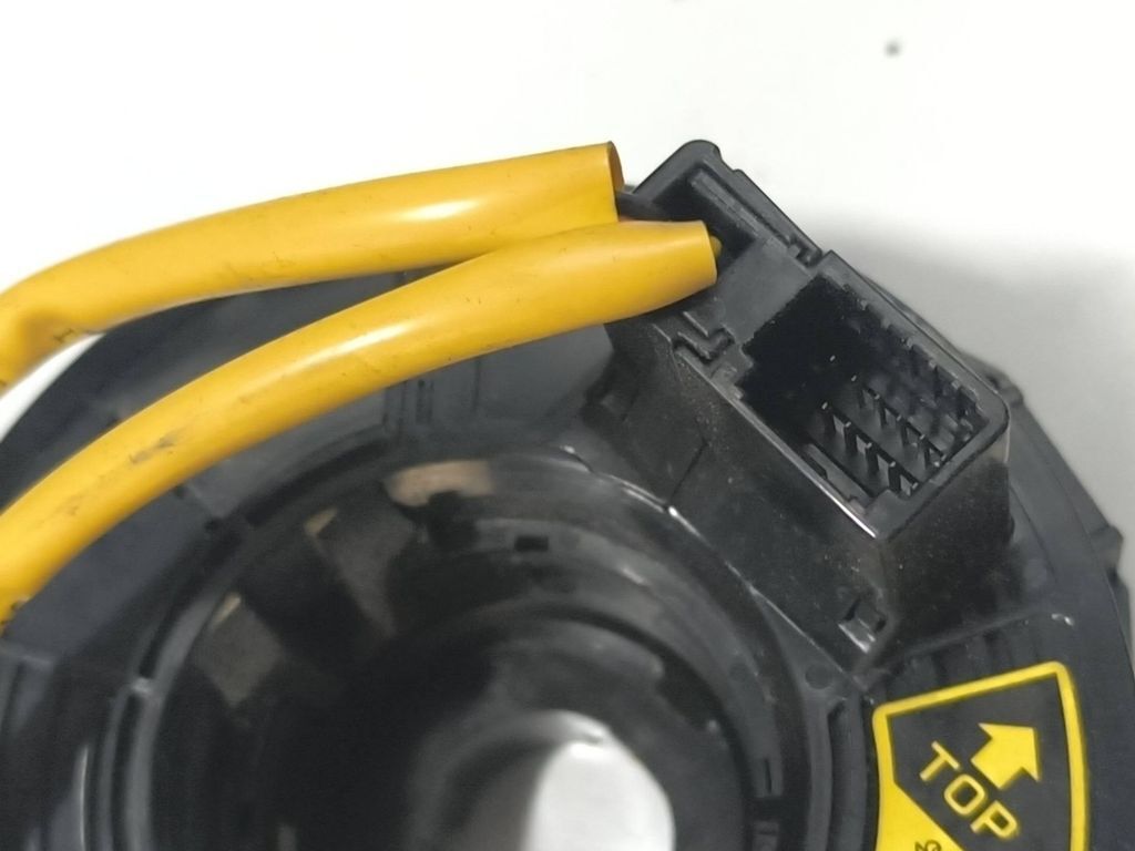 Toyota Avensis T250 2.2D 2006 Slip ring clock squib SRS ring