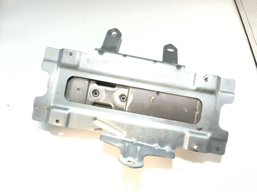 BMW 5 F10 F11 2016 Bluetooth telematic control unit module 9389657
