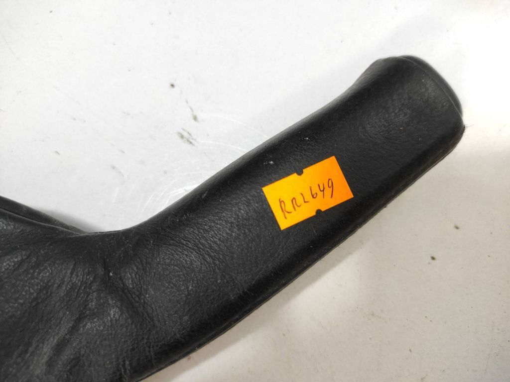 Saab 9-5 2.0T 110kW Petrol 2000 Handbrake trim