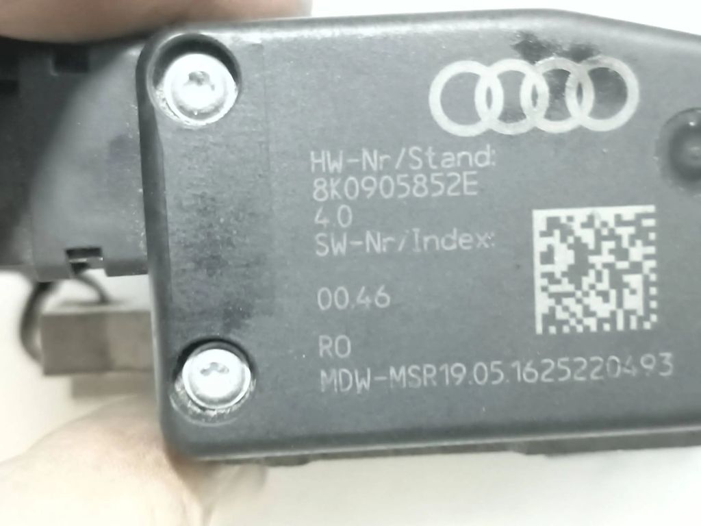 Audi A5 8T 8F 2.0TFSI 2013 Steering wheel column lock 8K0905852E