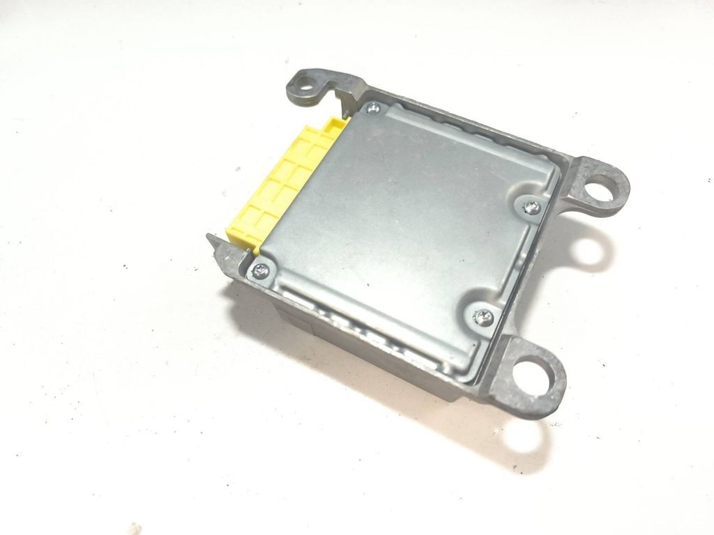 Toyota Avensis T25 2008 Safety Control unit module 8917005220