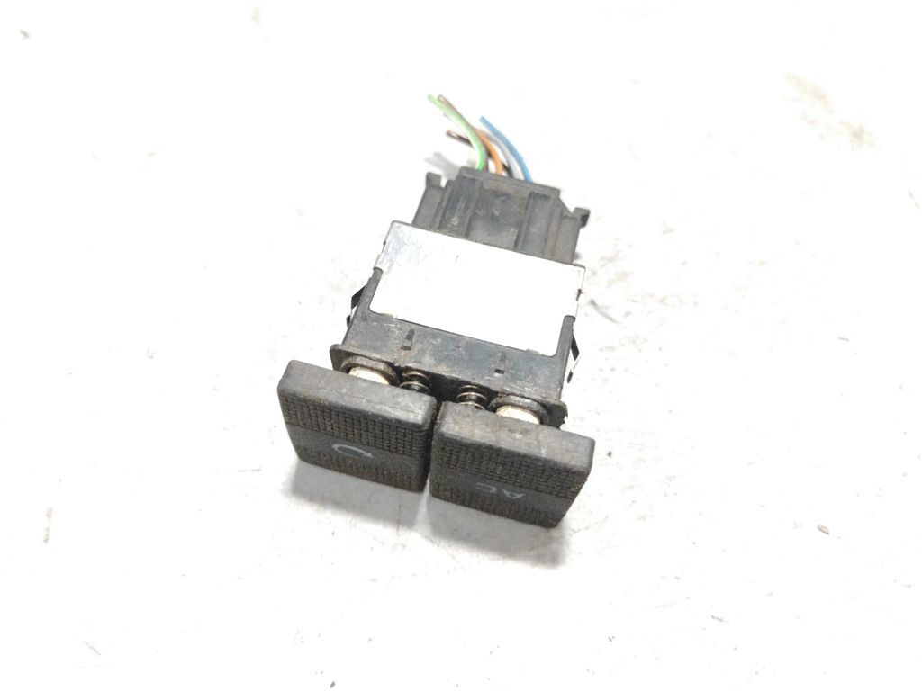 Volkswagen Golf 3 1996 Air conditioning AC AC switch 1E0959543