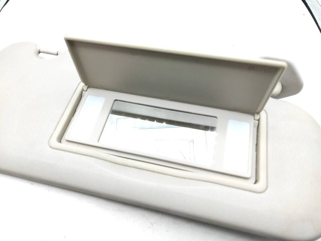 Citroen C5 2.2HDI 2002 LHD Front right side sun visor