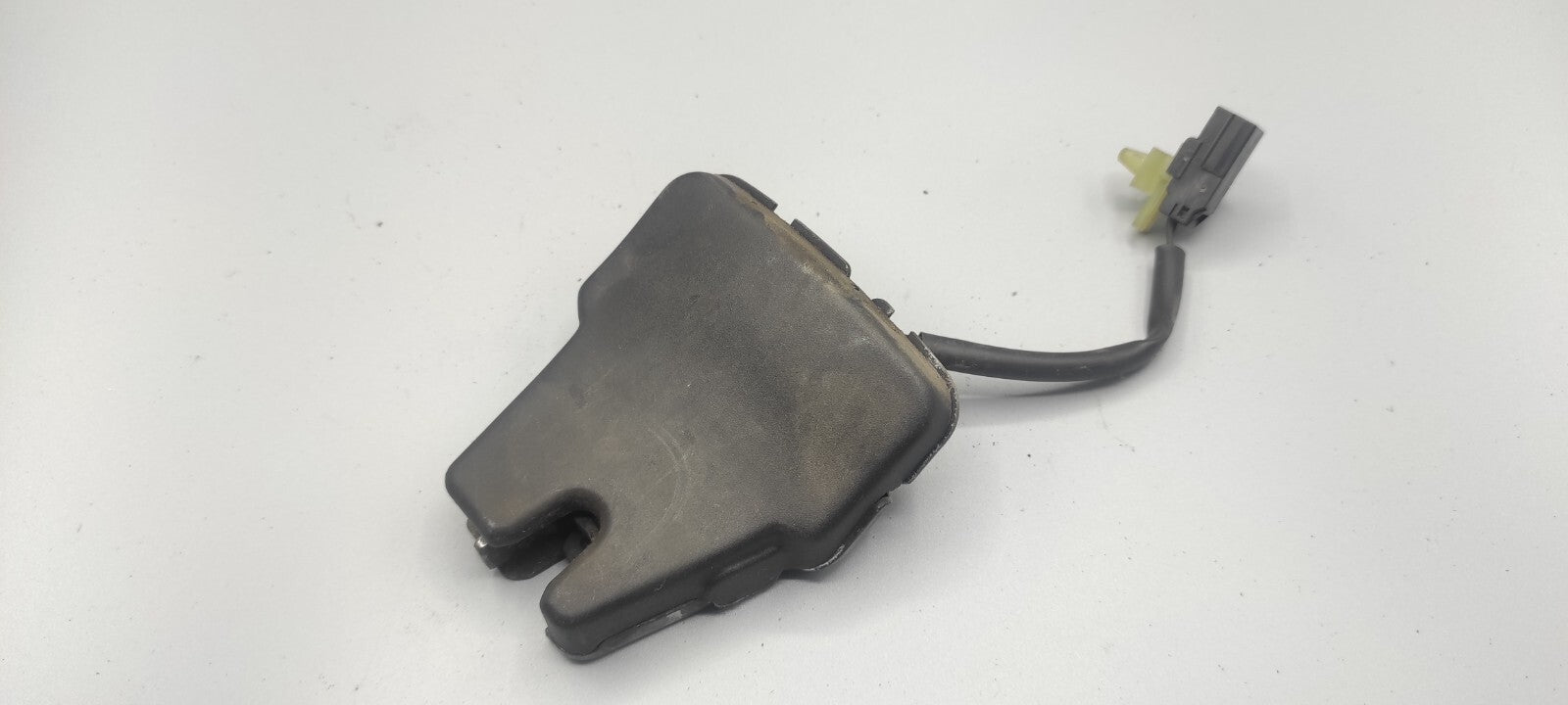 Alfa Romeo 156 SW 2.4JTD 110kW 2002 Rear Tailgate Trunk Boot Lock Mechanism