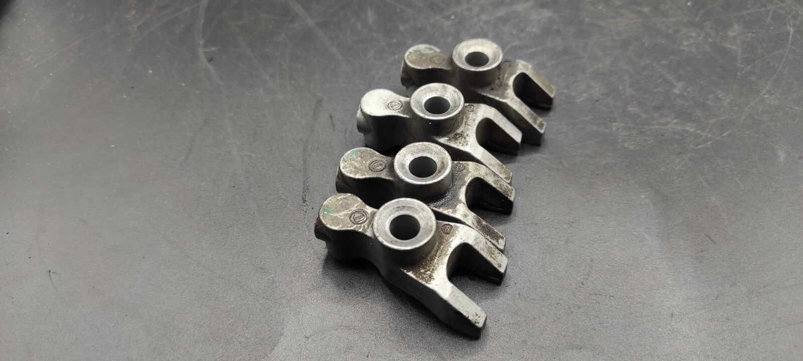 Alfa Romeo 156 2.4JTD 110kW 2003 Diesel Engine Injector Clamp Mount Bracket Set