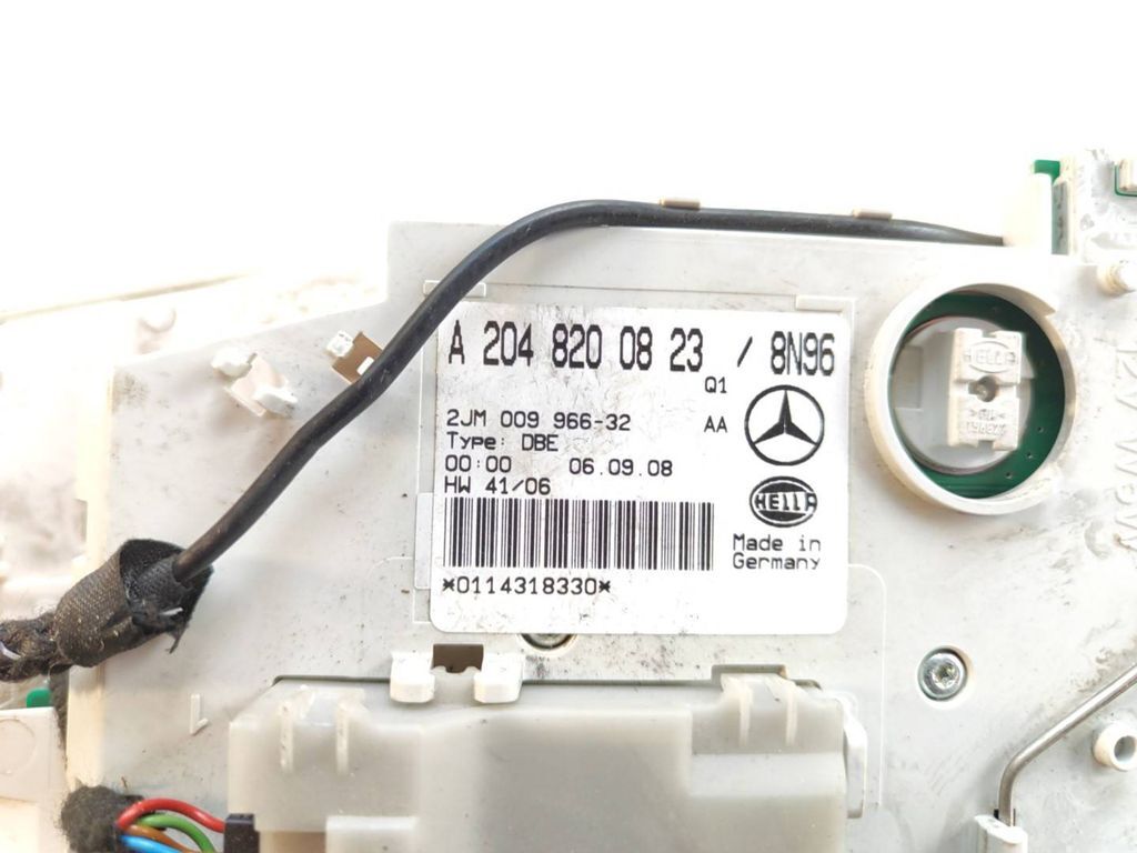 Mercedes-Benz C W204 2009 front seat light A2048200823
