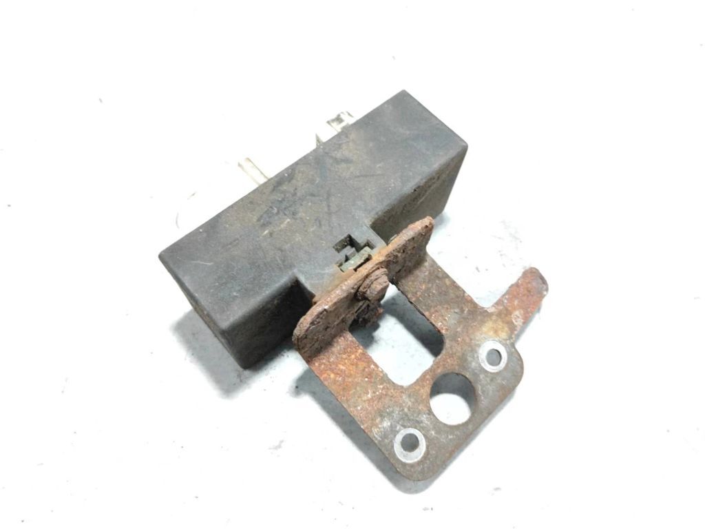 Volkswagen Polo 2004 Diesel Coolant fan relay 1J0919506M