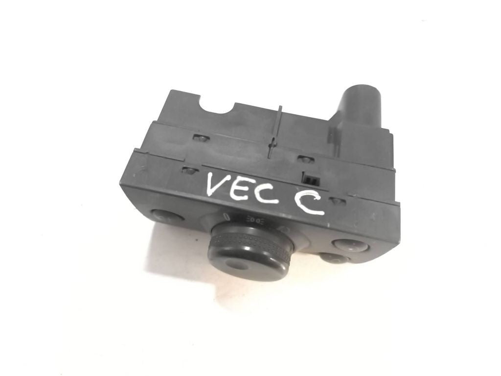 Opel Vectra C 2005 RHD Light switch 13230796