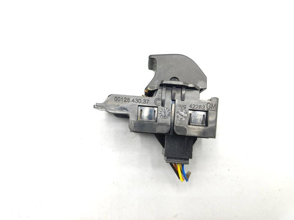 Opel Insignia A 2014 Hand parking brake switch 9060790