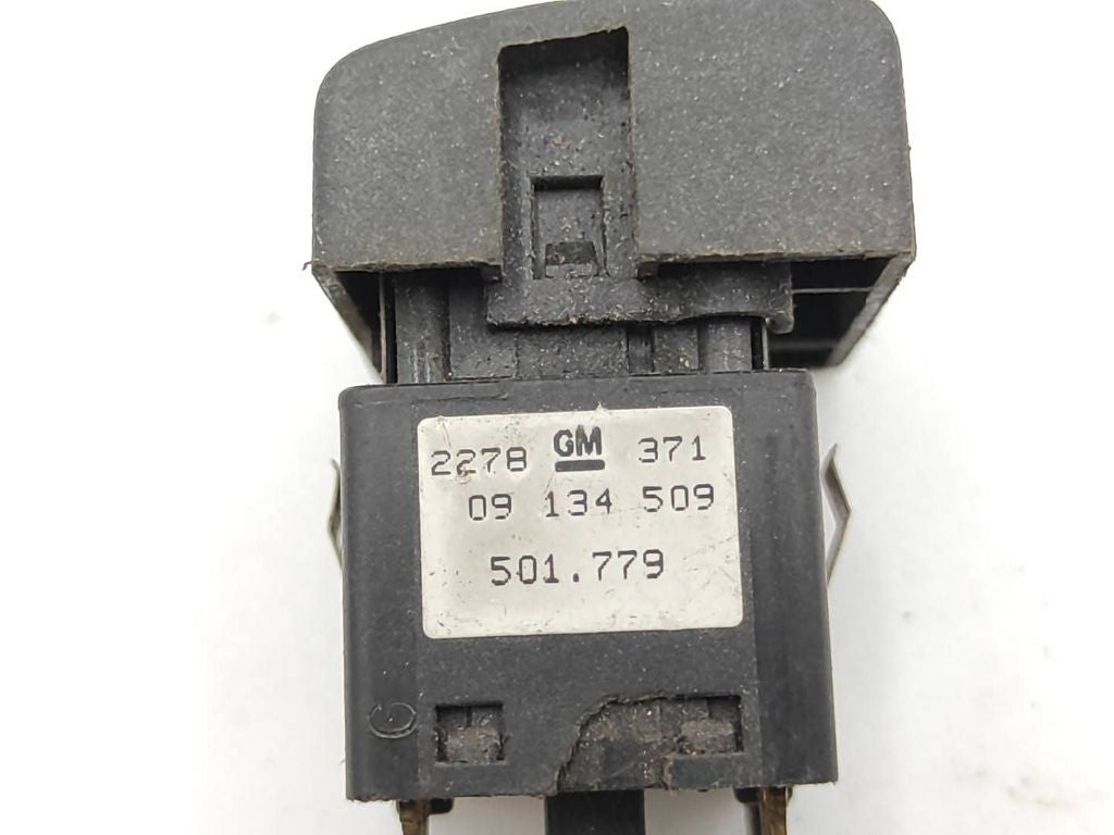 Opel Vectra B 2001 AC switch 09134509